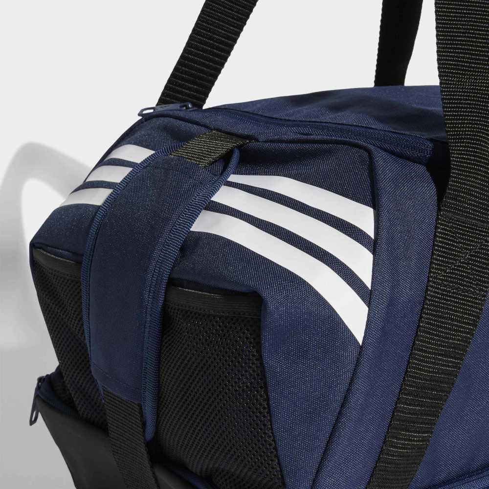 adidas Bolsa De Viaje Pequeña Con Compartimento Inferior Tiro - Image 4