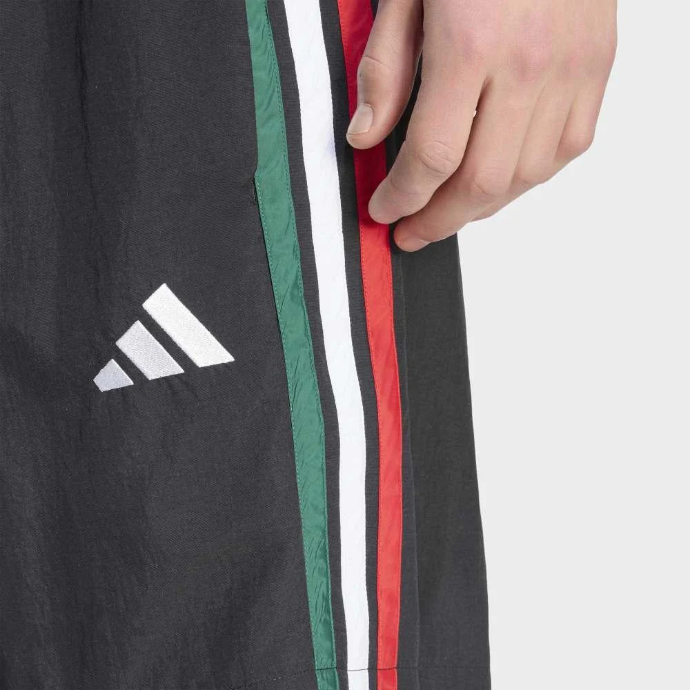 adidas Pantalón Corto Técnico Essentials 3 Stripes Chelsea - Image 3