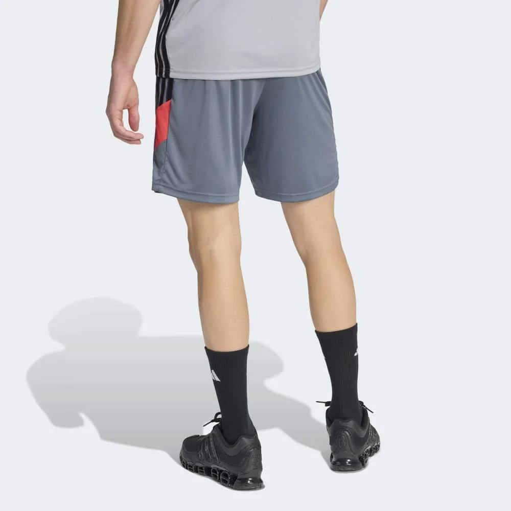 adidas Pantalón Corto Tiro 26 Essentials - Image 2