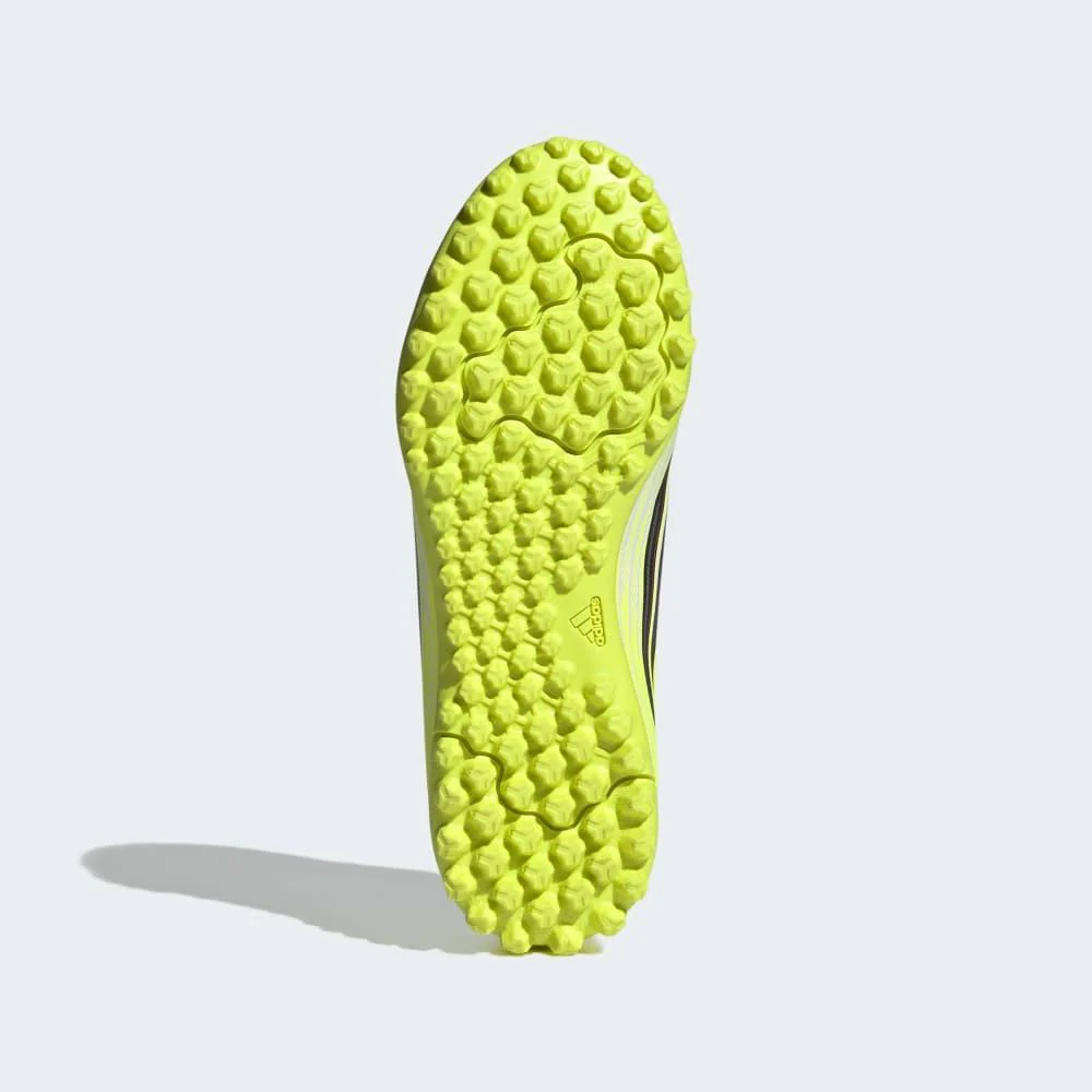 adidas Zapatilla De Fútbol F50 Club Para Moqueta (infantil) - Image 4