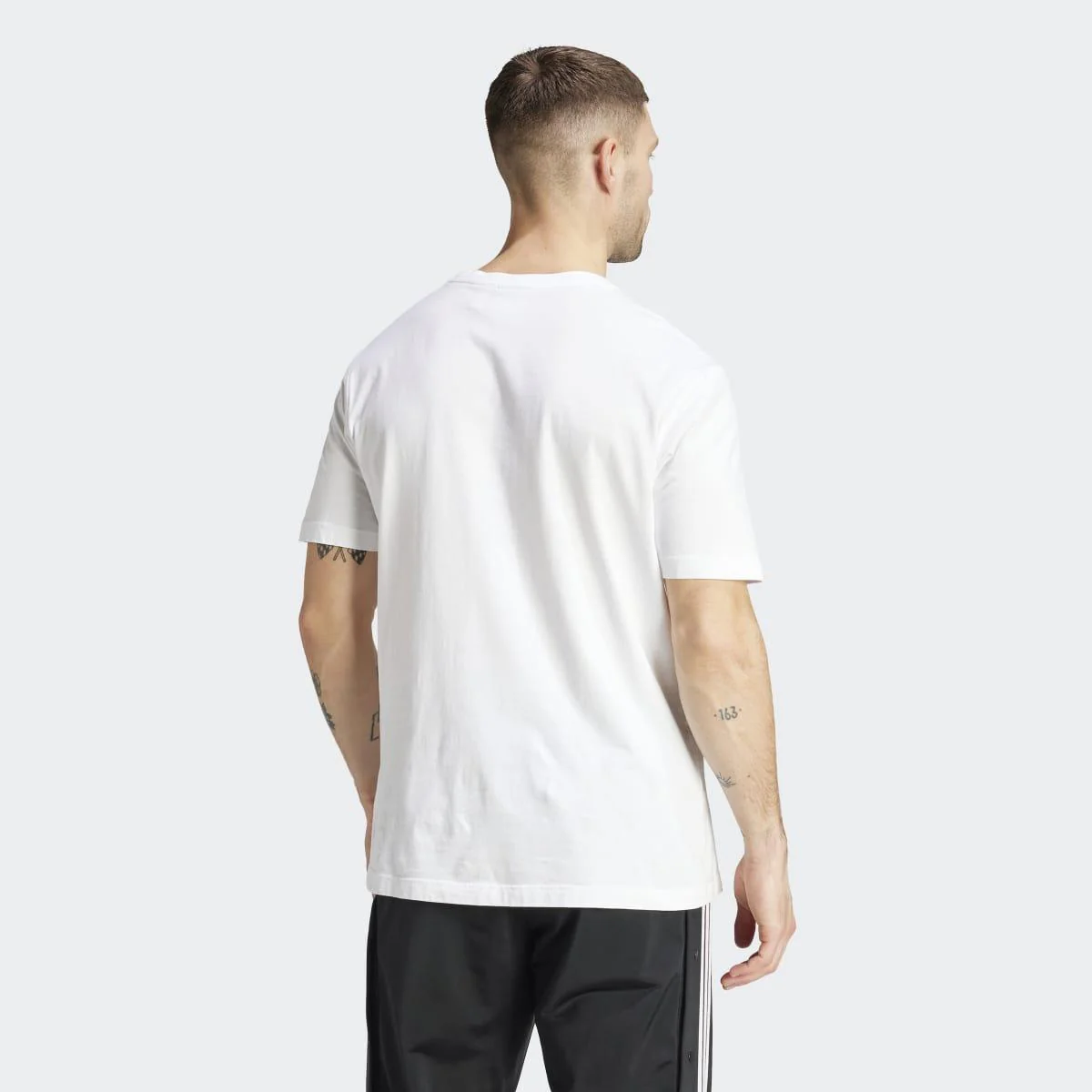 Camiseta Casual Hombre Essential Tee adidas Sportswear - Image 2