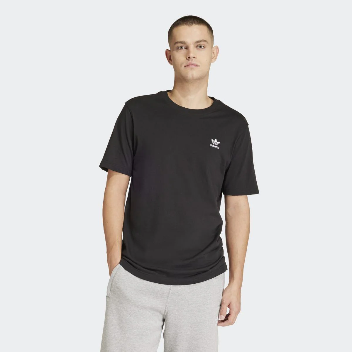 Camiseta Casual Hombre Essential Tee adidas Sportswear