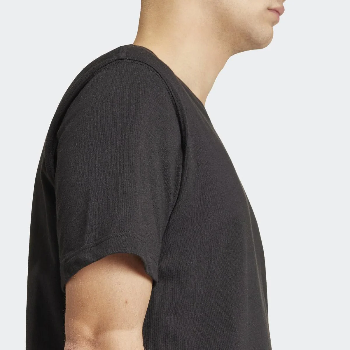 Camiseta Casual Hombre Essential Tee adidas Sportswear - Image 5