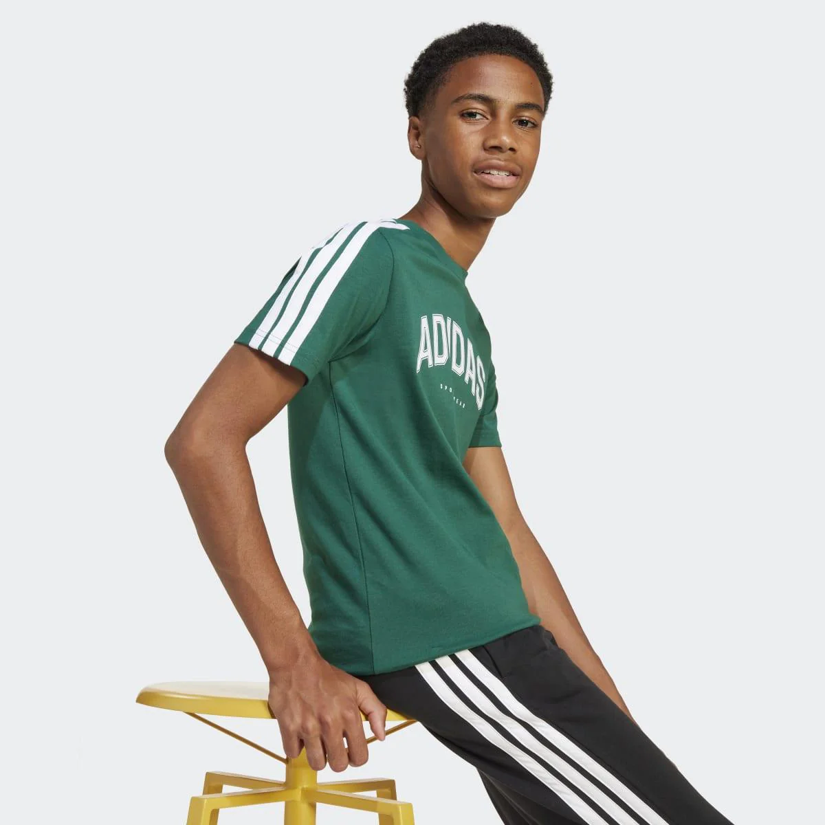 Camiseta De Niño adidas J C Colleg Tee - Image 3