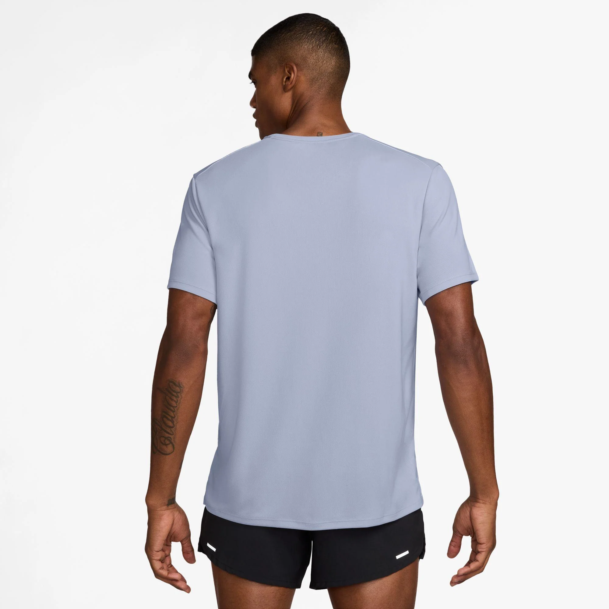 Camiseta Nike De Running Miler DrI-Fit uv - Image 2