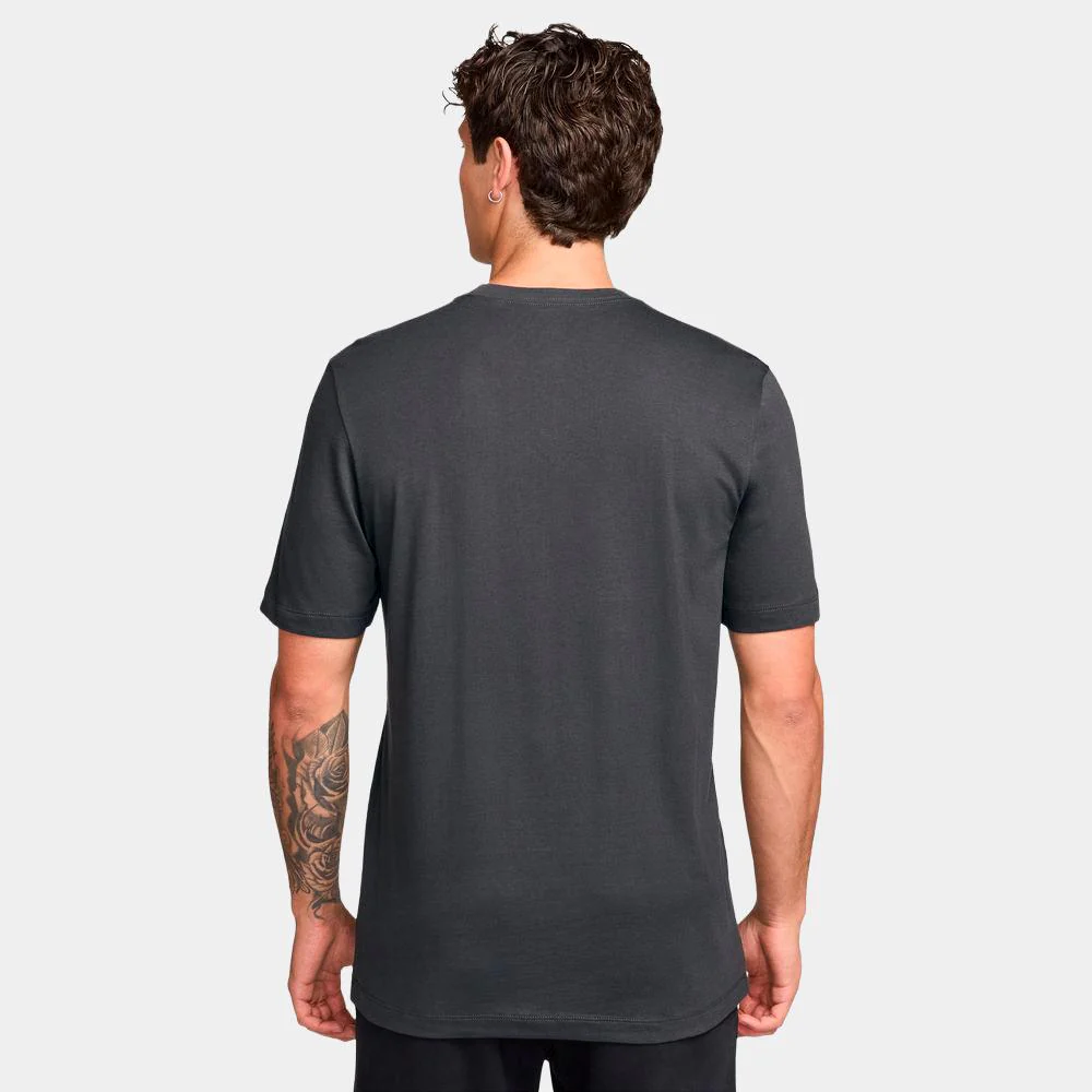 Camiseta Nike Sportswear - Image 2