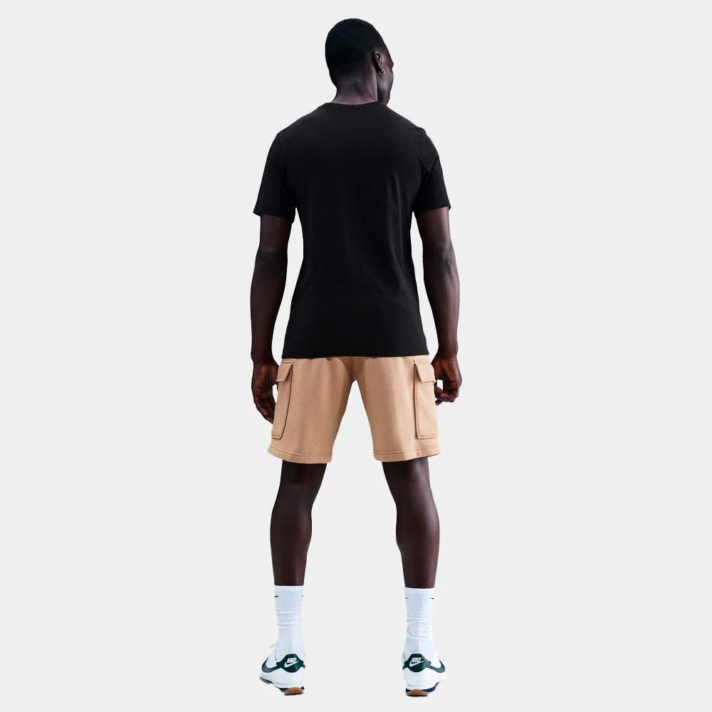 Camiseta Nike Sportswear Club - Image 2