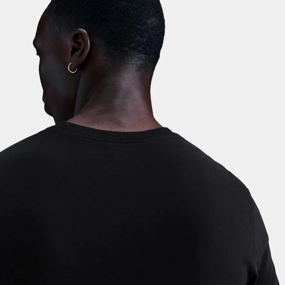 Camiseta Nike Sportswear Club - Image 4