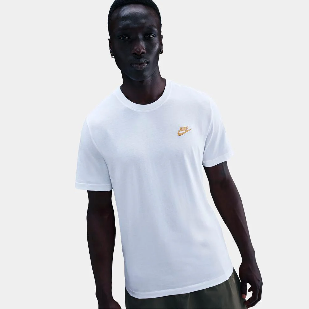 Camiseta Nike Sportswear Club - Image 3