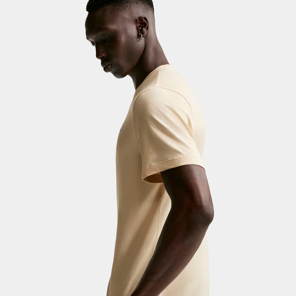 Camiseta Nike Sportswear Club - Hombre - Image 4