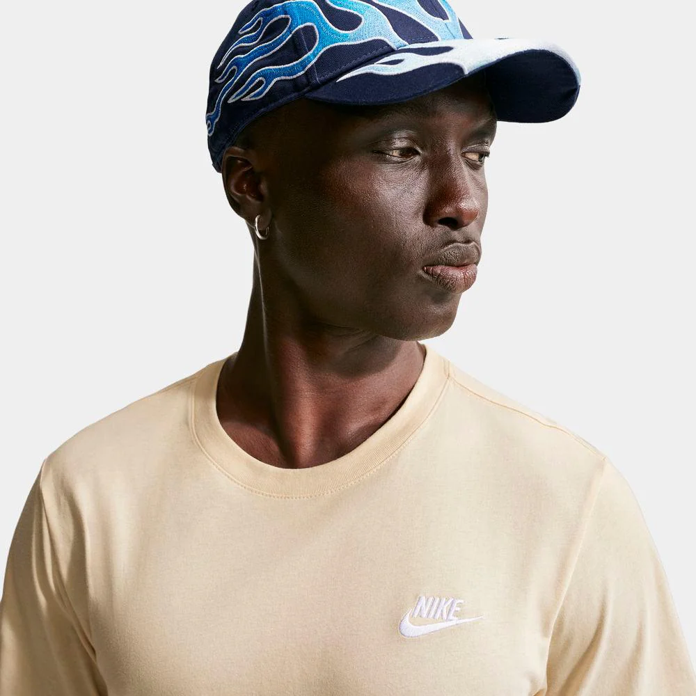 Camiseta Nike Sportswear Club - Hombre - Image 5
