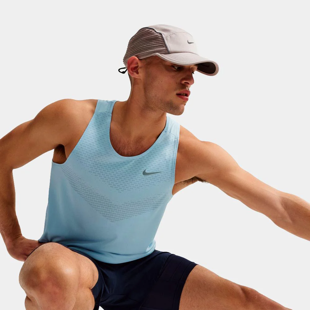 Camiseta Nike Stride Sin Tirantes De Running DrI-Fit Adv - Hombre - Image 5