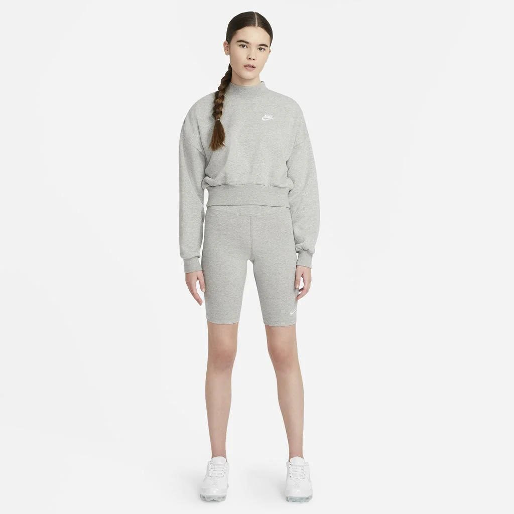 Malla Corta Nike Sportswear Essential - Image 5