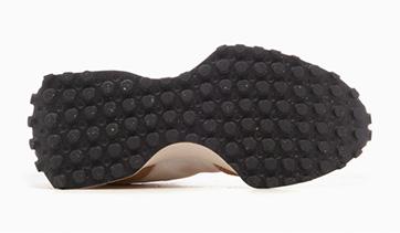 New Balance 327 - Image 4