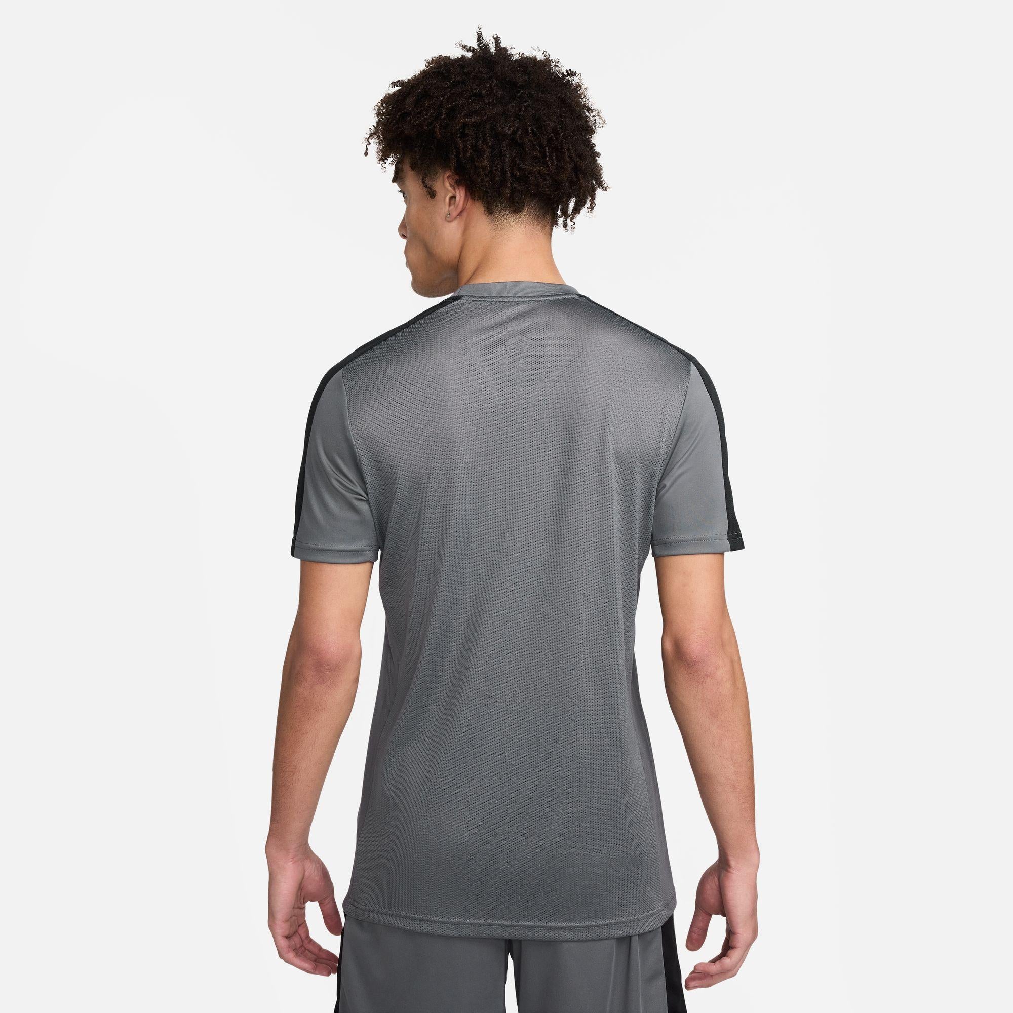 Nike Academy Men's DrI-Fit ShorT-sl - Image 2