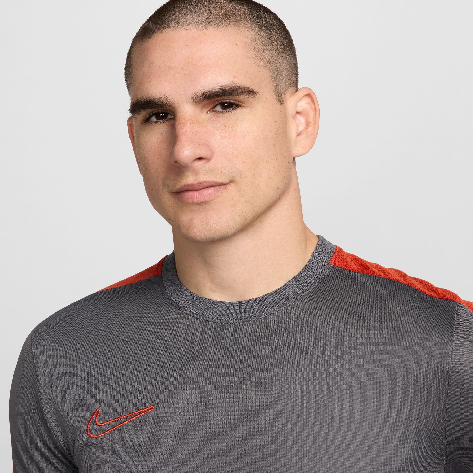 Nike Academy Men's DrI-Fit ShorT-sl - Image 3