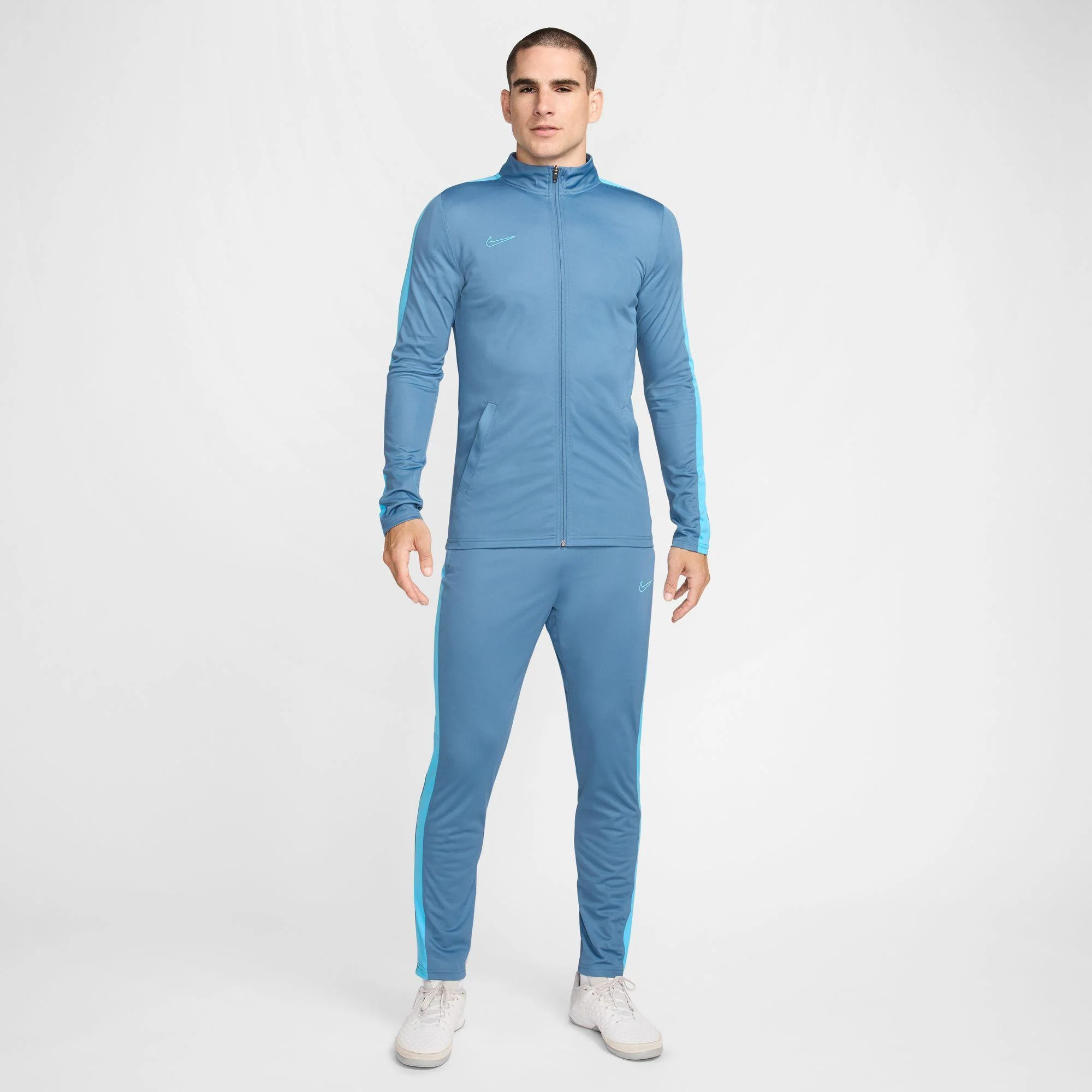 Nike Academy Men's DrI-Fit Soccer