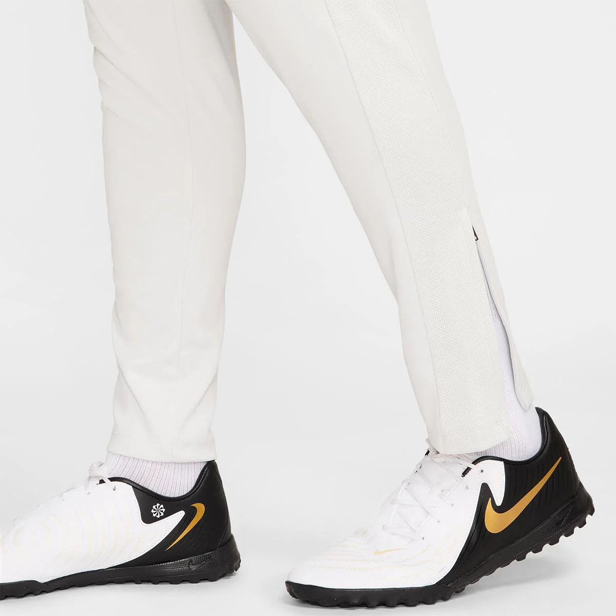 Nike Academy Men's DrI-Fit Soccer - Image 4