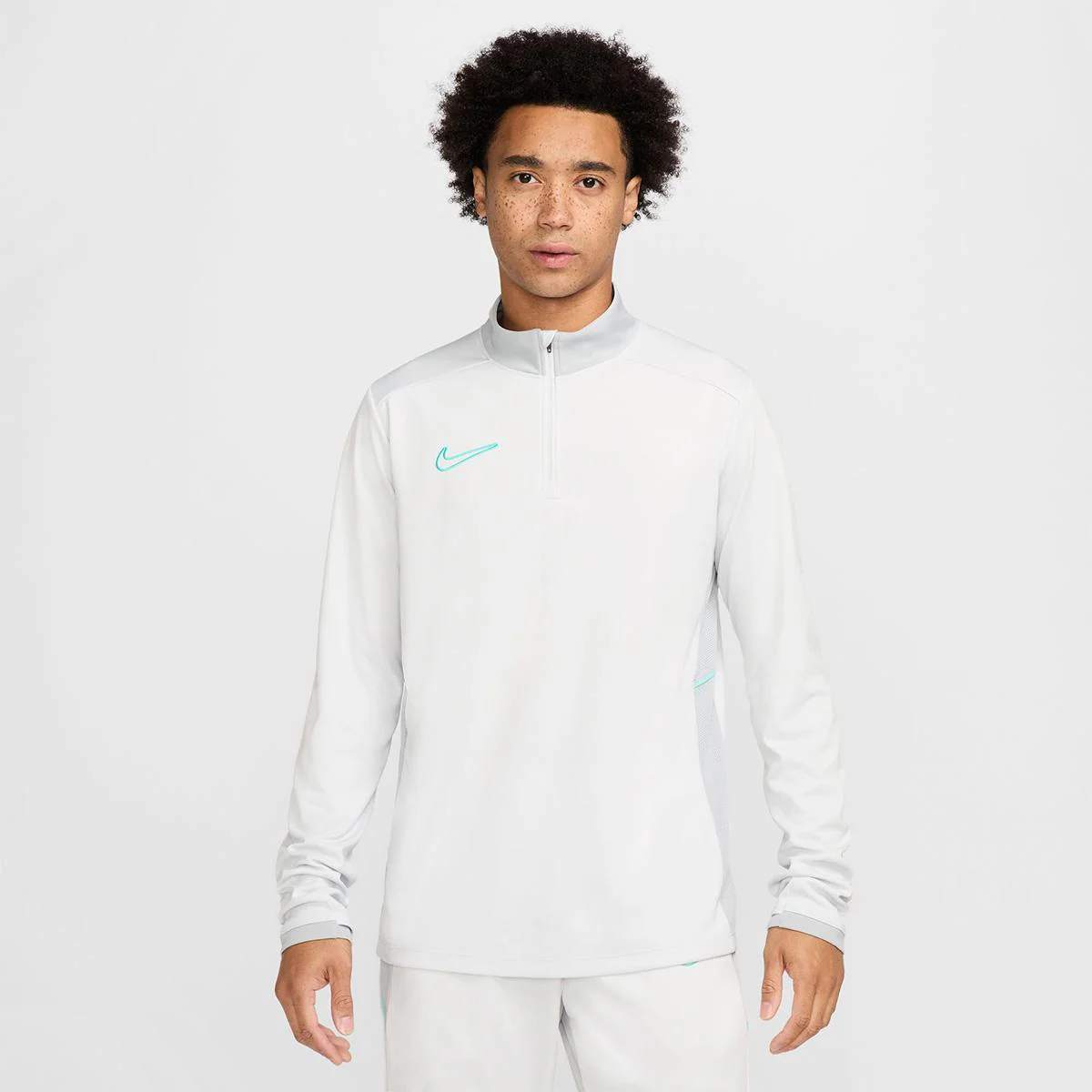 Nike Academy Men's DrI-Fit Soccer