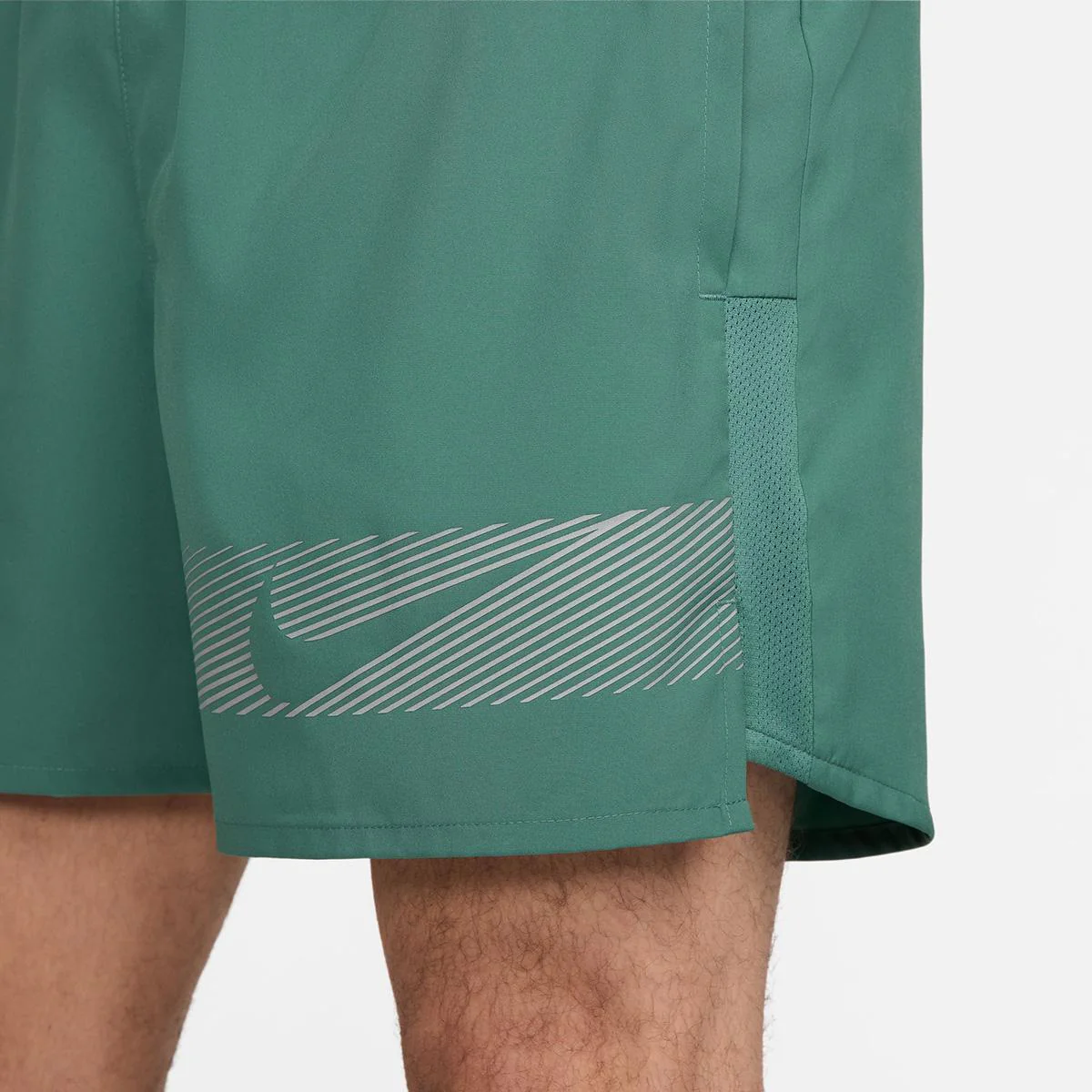 Nike Challenger Flash Men's DrI-Fit - Image 4