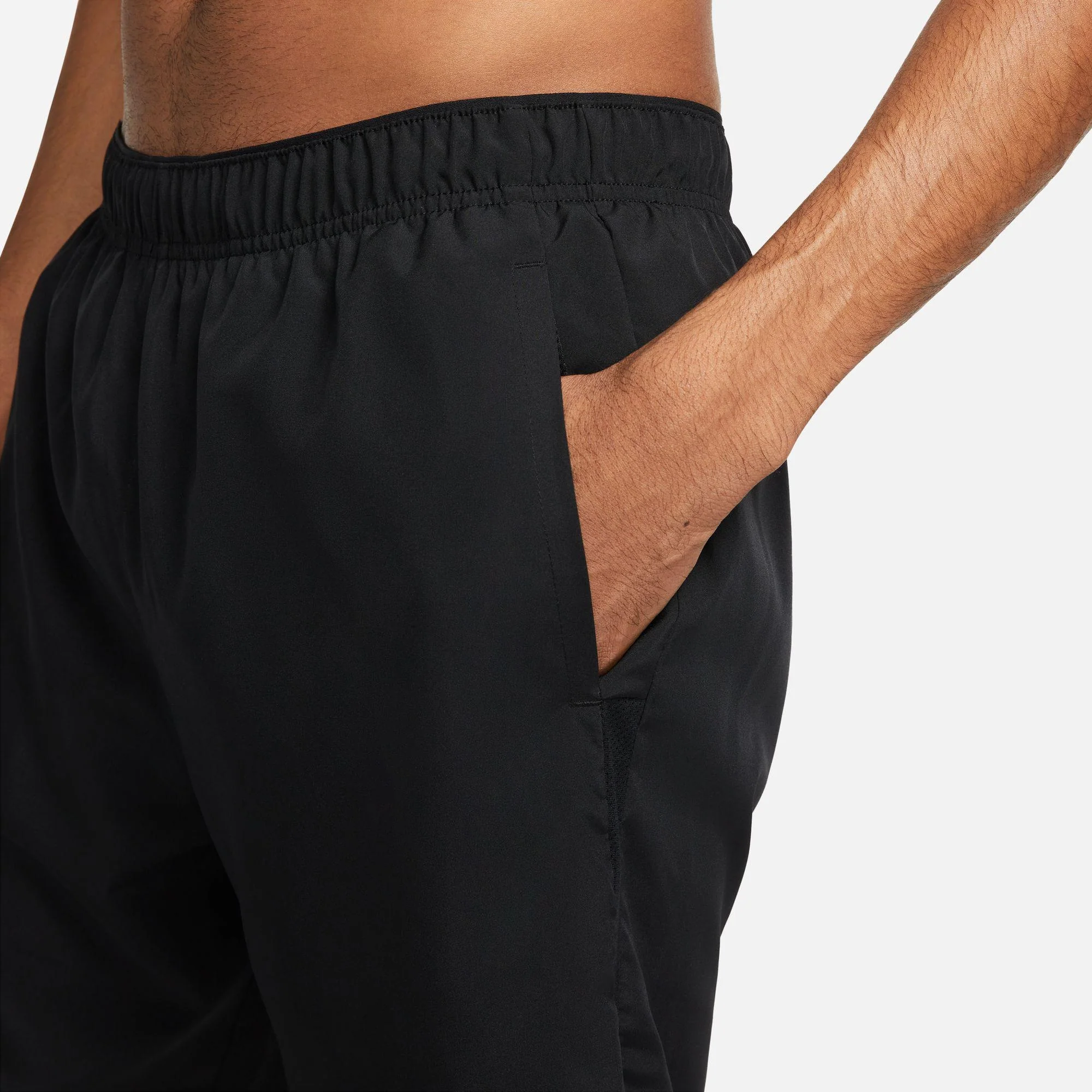 Nike Challenger Men's DrI-Fit 7" - Image 3