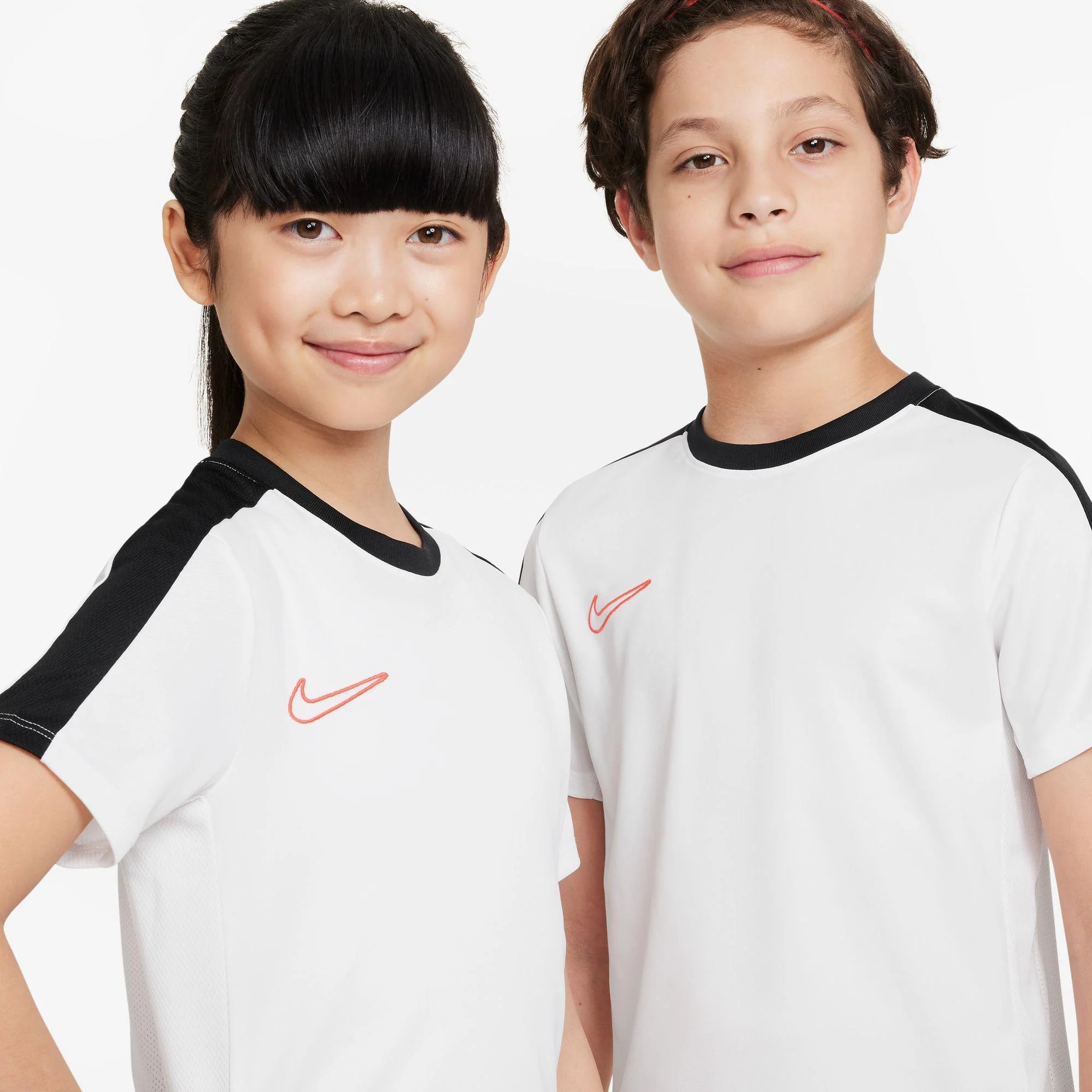 Nike DrI-Fit Academy23 Kids' Soccer - Image 3