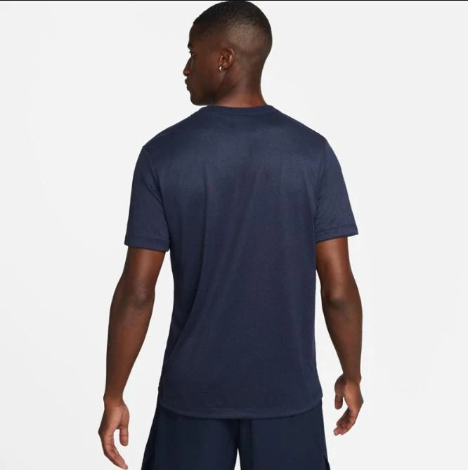 Nike DrI-Fit Legend Men's Fitness - Image 2