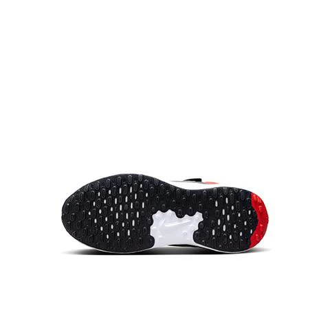 Nike Revolution 7 Little Kids' Shoe - Image 4