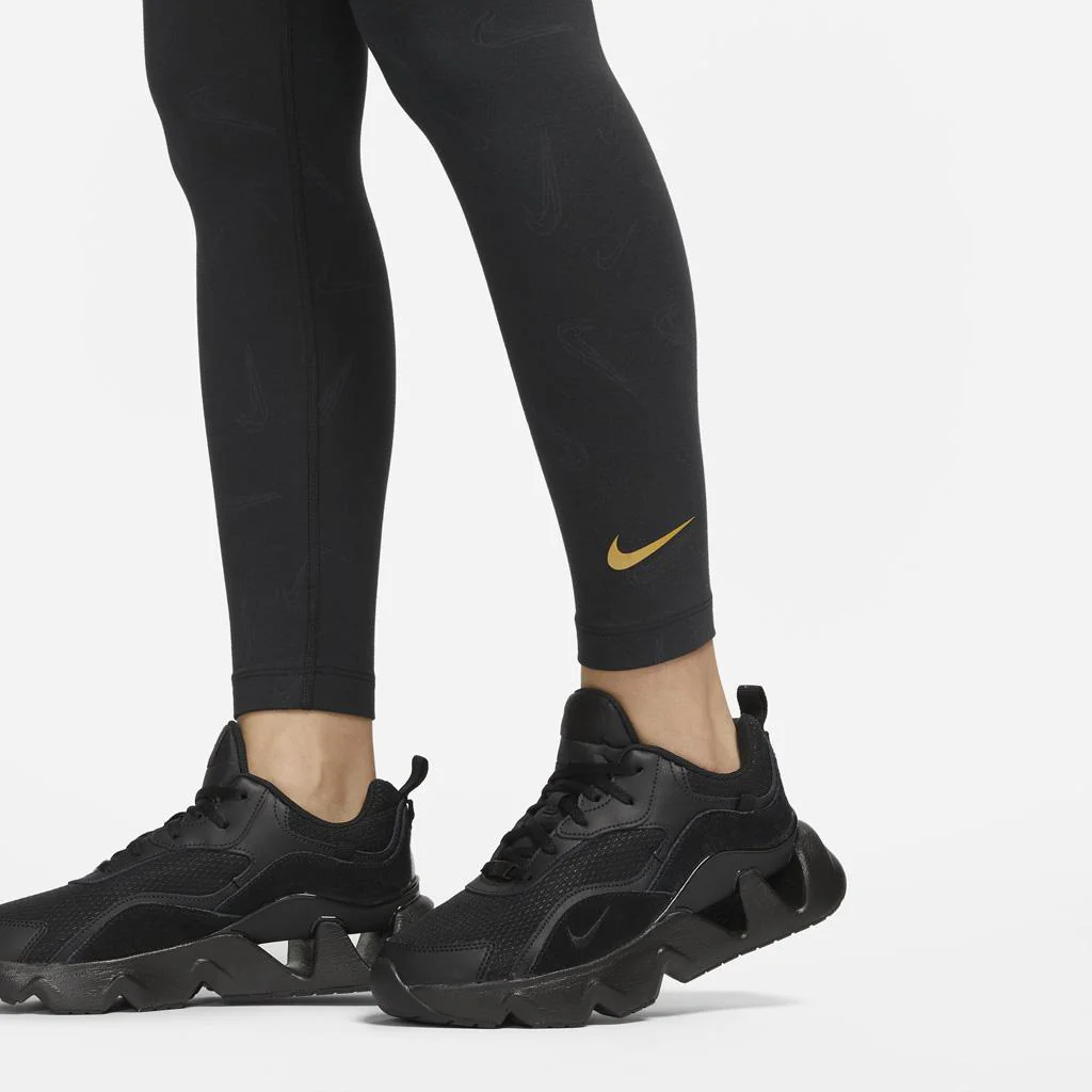 Nike Sportswear - Image 3
