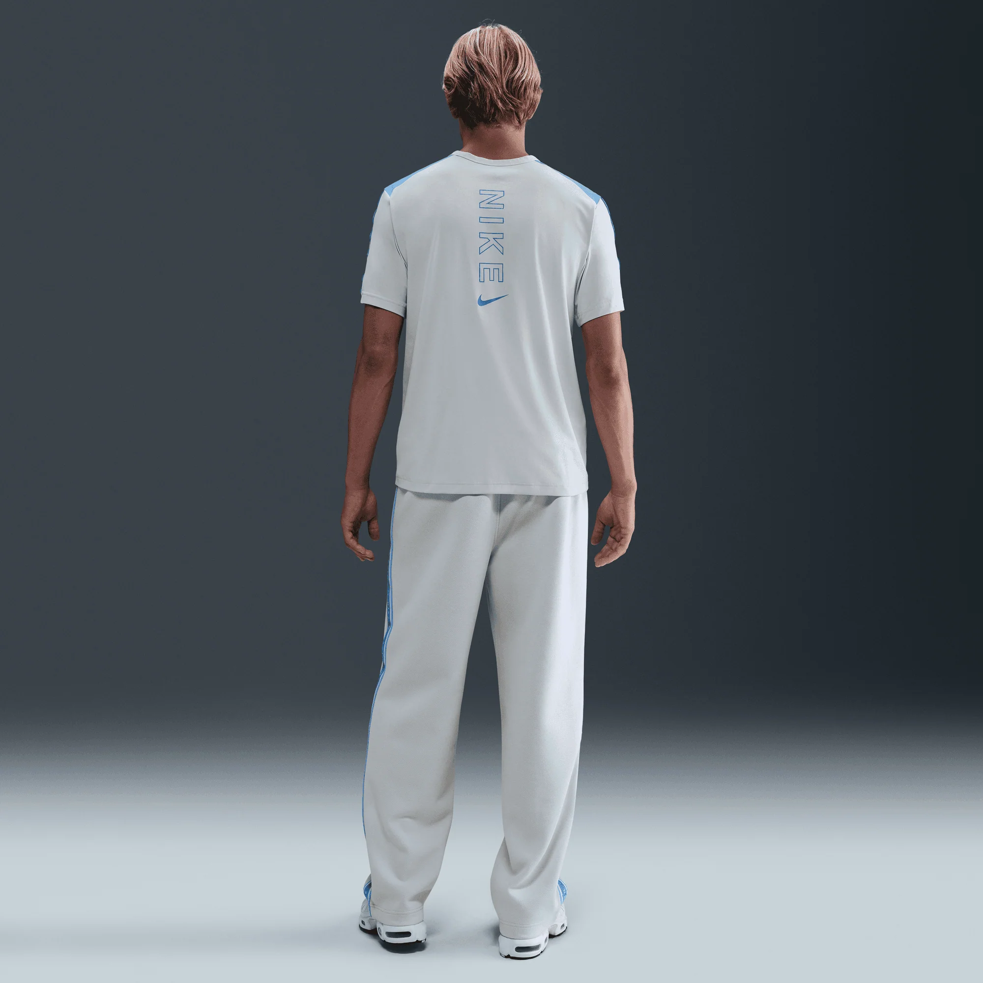 Nike Sportswear Camiseta DrI-Fit - Image 2