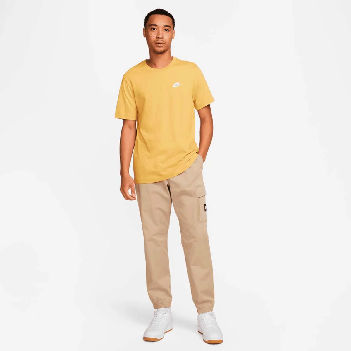 Nike Sportswear Club - Image 4