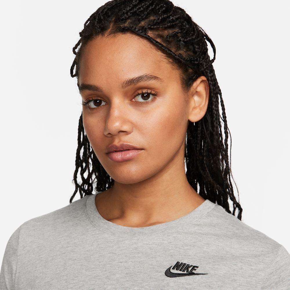Nike Sportswear Club Essentials - Image 3