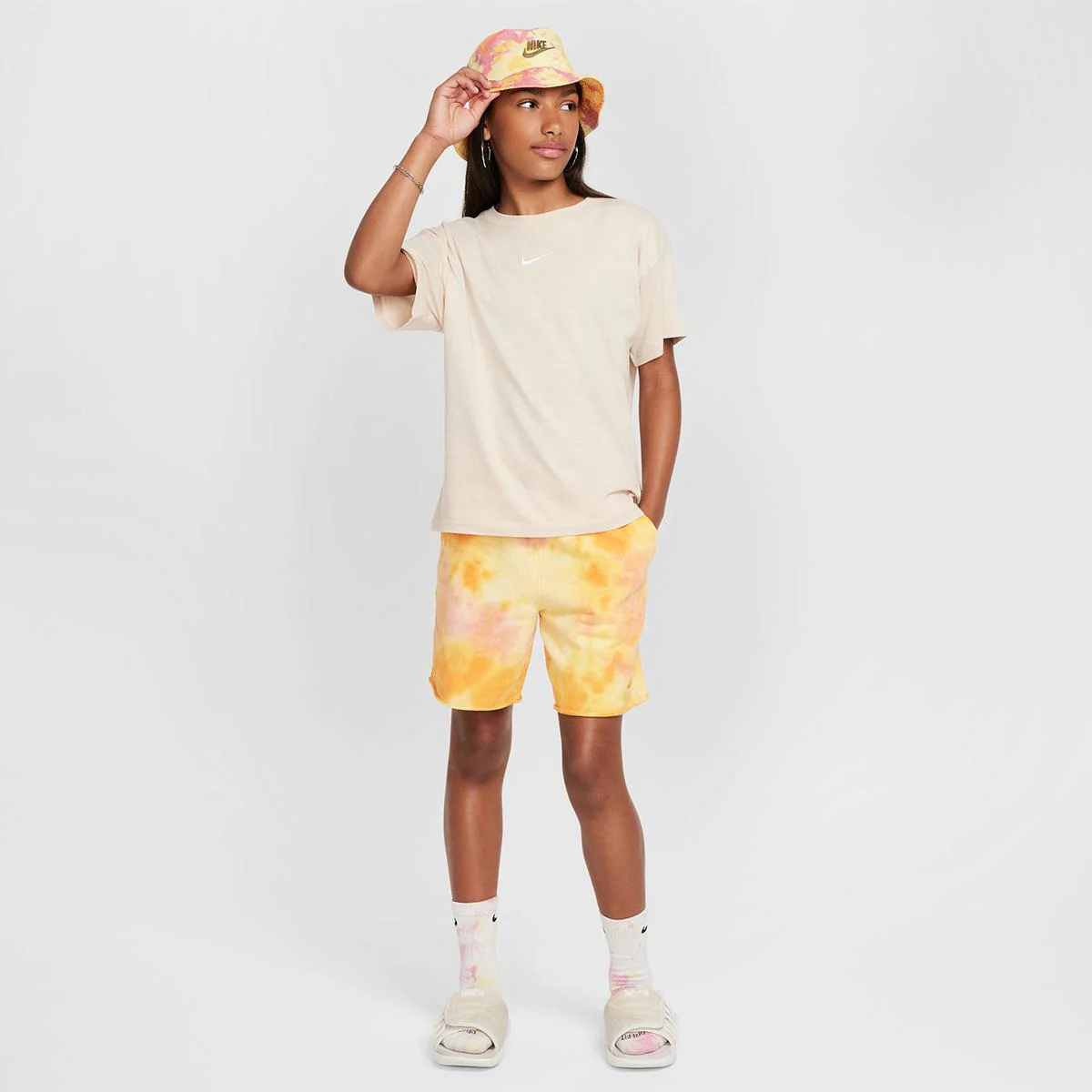 Nike Sportswear Essential - Image 4