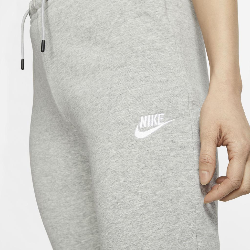 Nike Sportswear Essential - Image 3