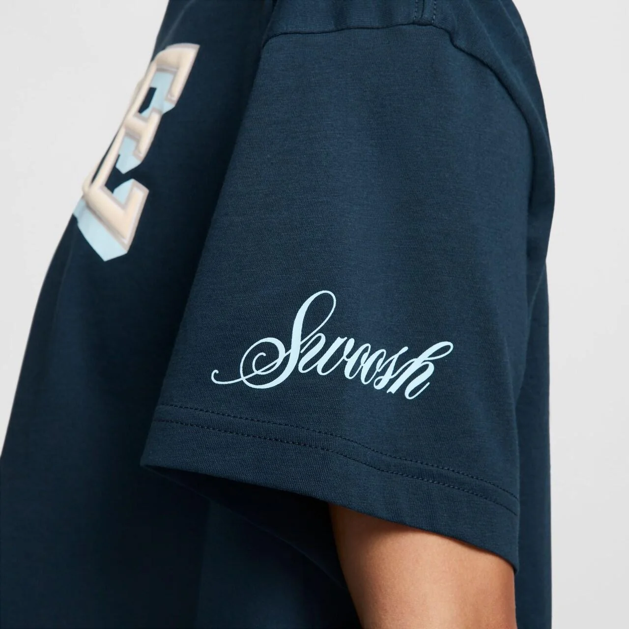 Nike Sportswear Women's ShorT-Sleev - Image 3