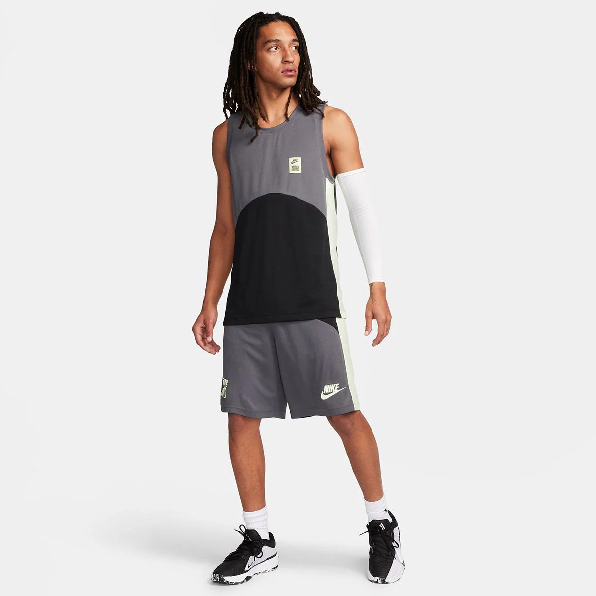 Nike  Starting 5 Men's DrI-Fit 11" - Image 4