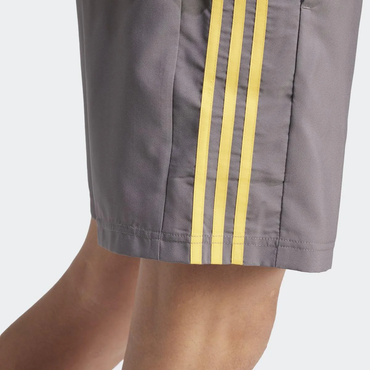 Pantalón Corto Casual Hombre M 3s Chelsea adidas Sportswear - Image 5