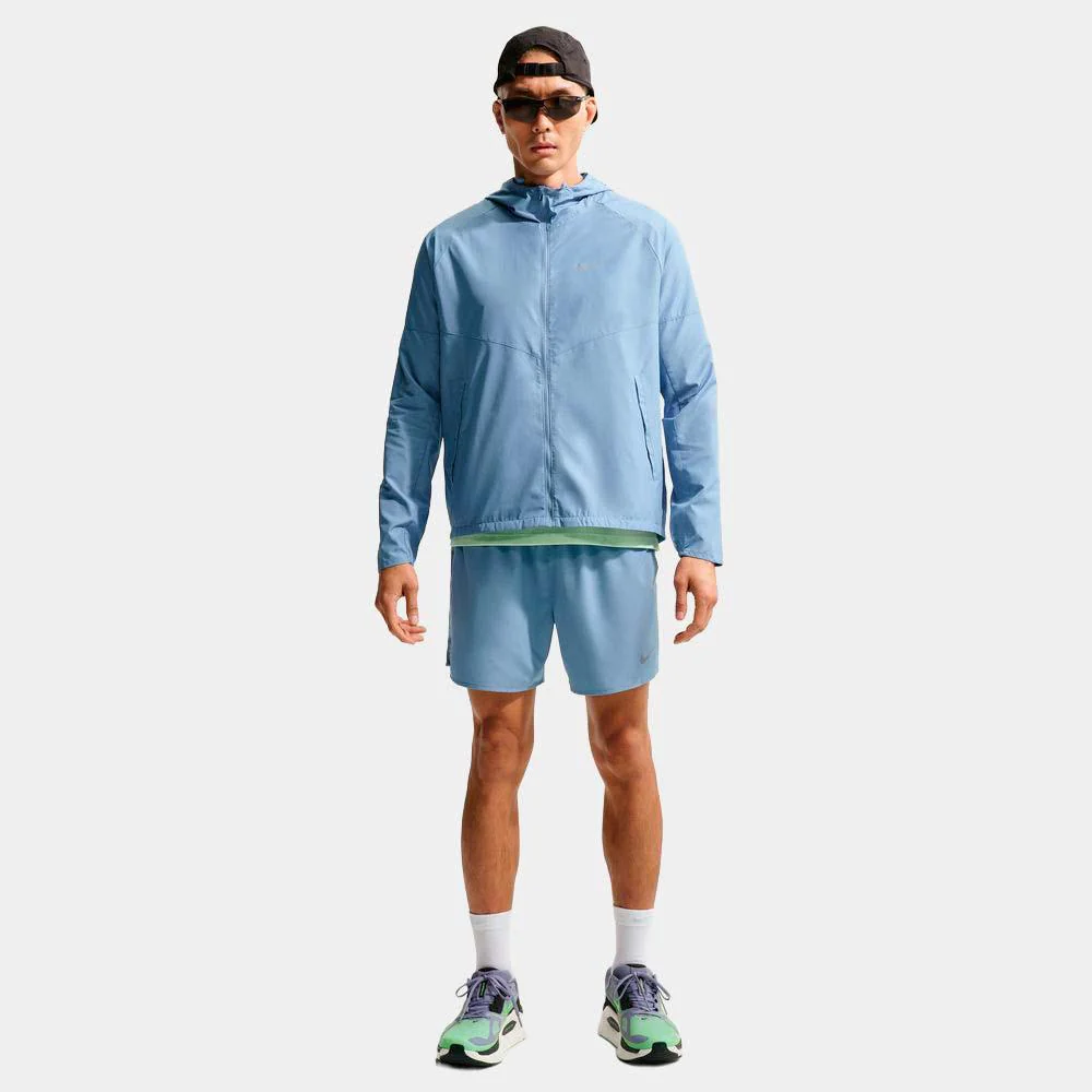 Pantalón Nike Challenger Corto De Running DrI-Fit De 13 cm Con Malla Interior - Hombre