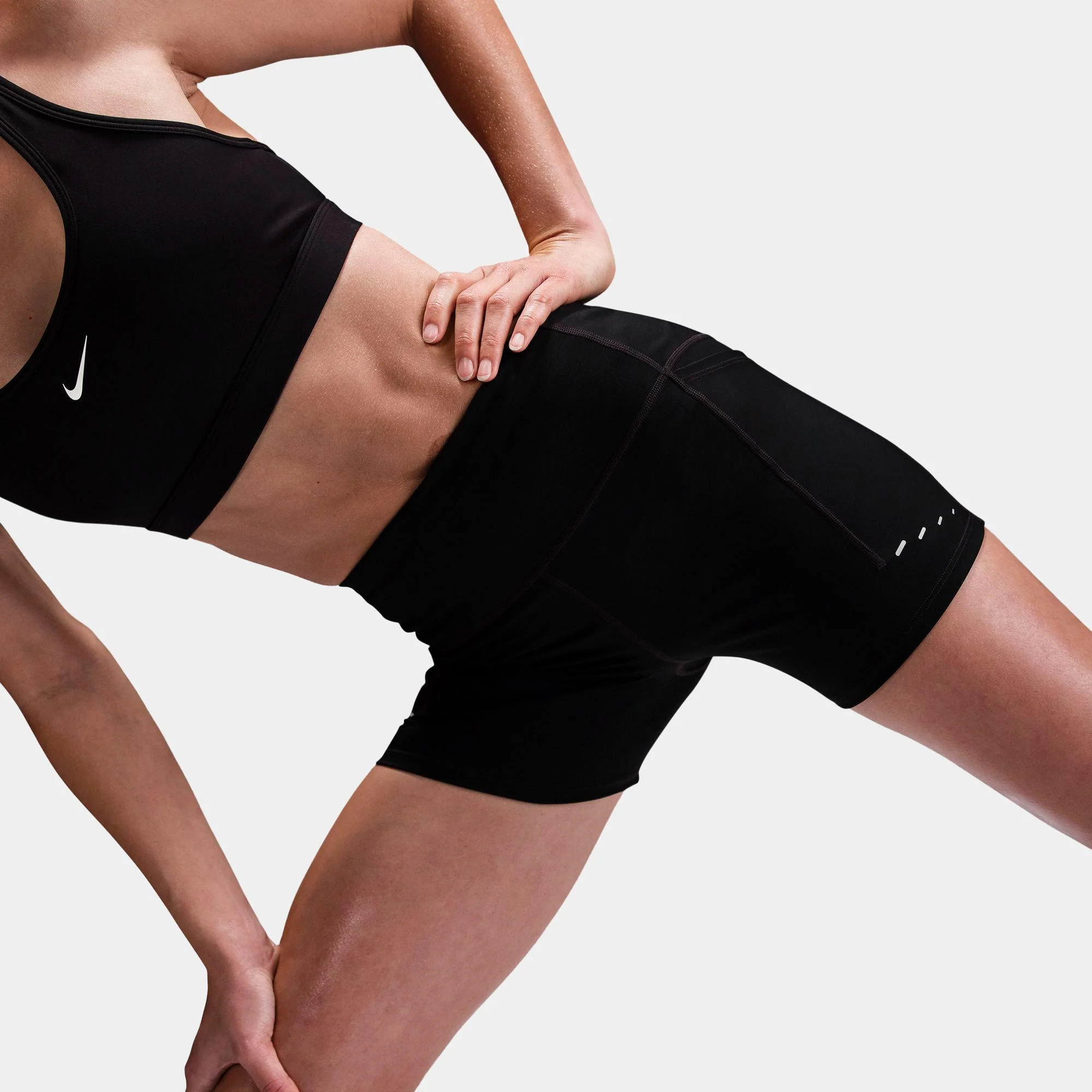 Pantalón Nike Corto De Running - Image 3