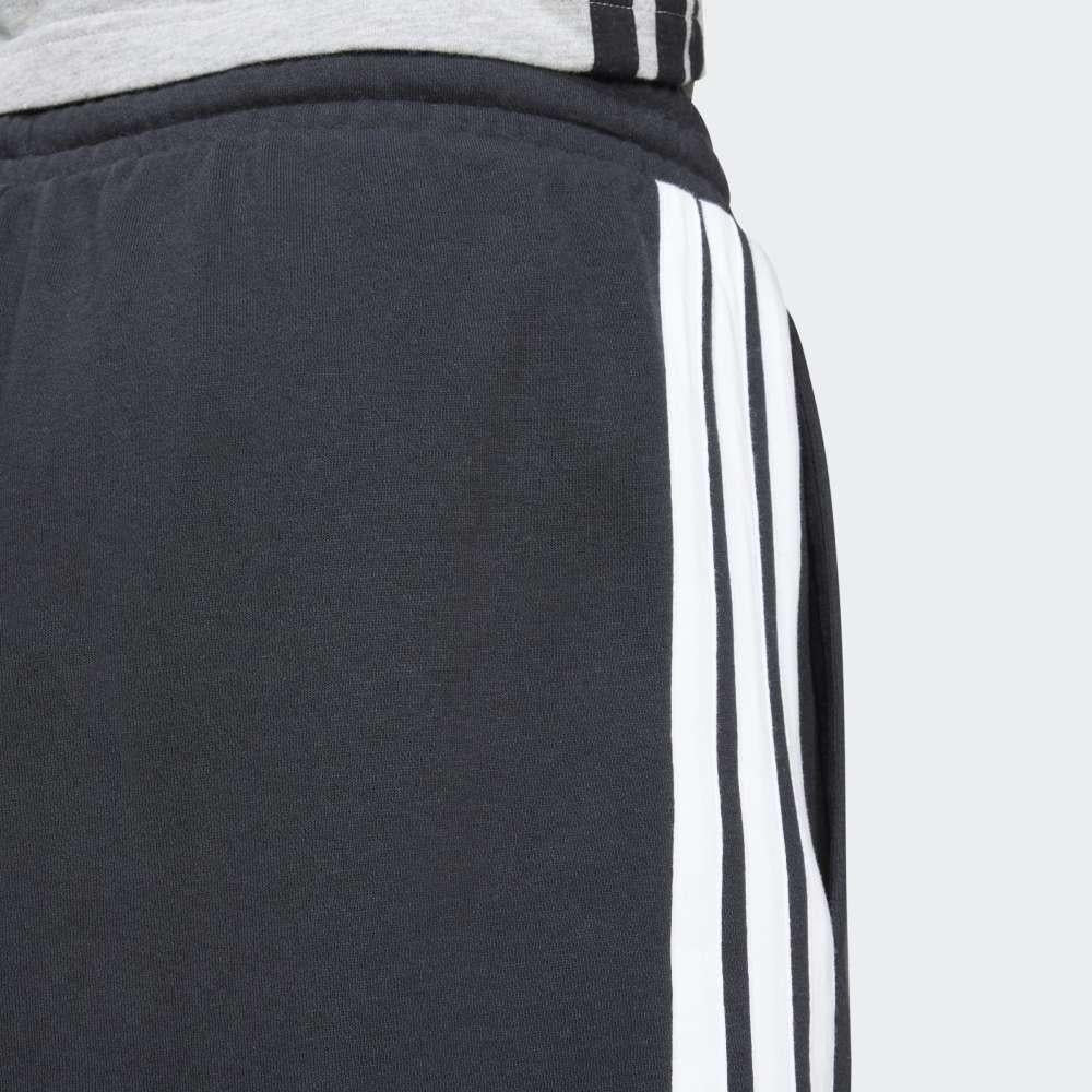 adidas Pantalón Corto Essentials French Terry 3 Bandas - Image 4
