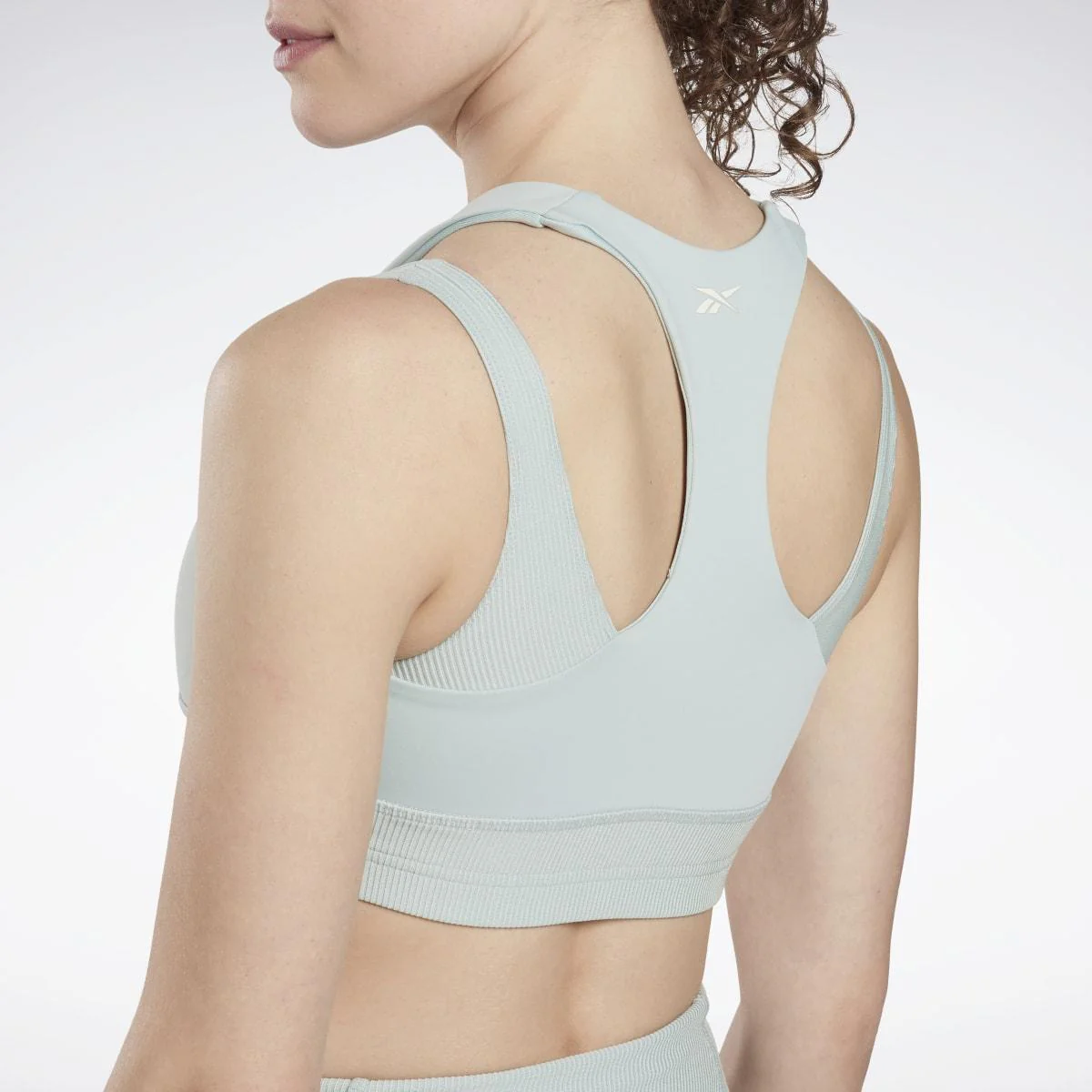 Top Reebok Studio Layered - Image 4