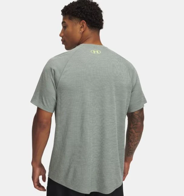 Under Armour Camiseta Tech Textured ss - Image 2
