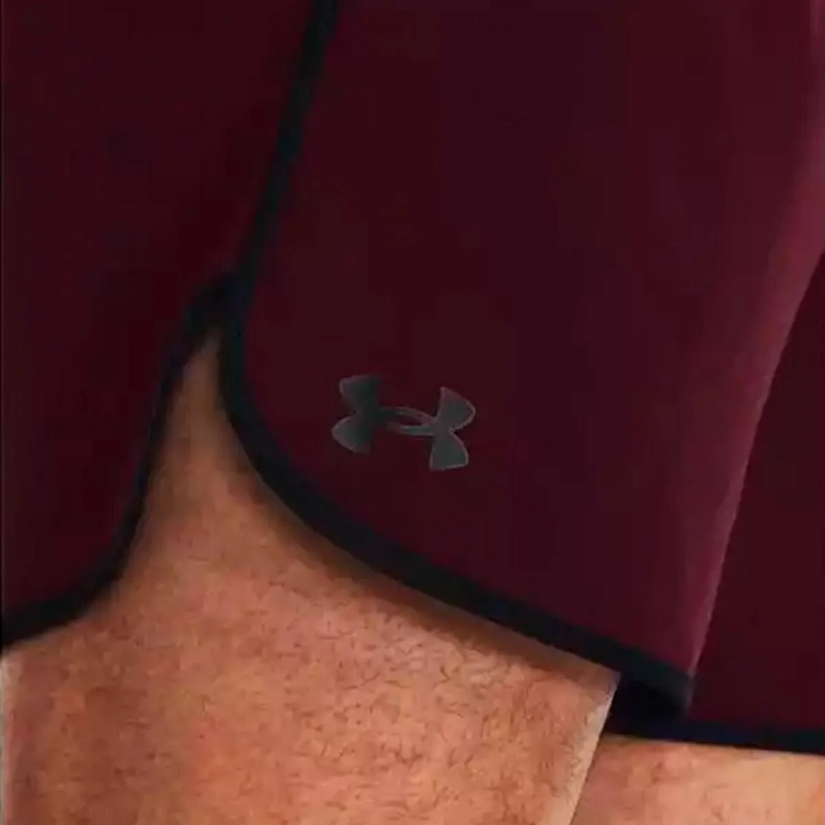 Under Armour Hiit Woven 6in Shorts - Image 3